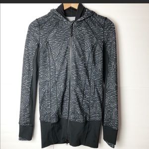 Lululemon Active Hooded Jacket Black Gray Size: 4